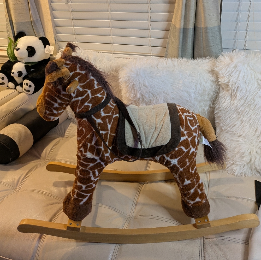 Comfy Classic Animal Adventure Giraffe Rocking Horse - Picture 9 of 9